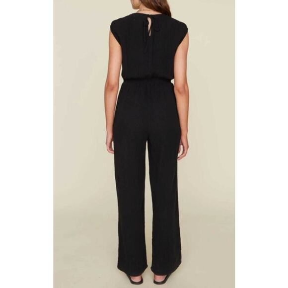 Xirena NWOT Nell Jumpsuit Wide Leg Crinkled V Neck Cotton Black Size Small - Picture 2 of 13